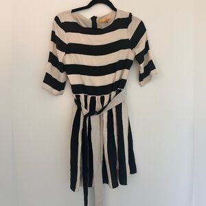 Alice Olivia Stripe Dress Small Black White Button Down Back Silk Tie Waist